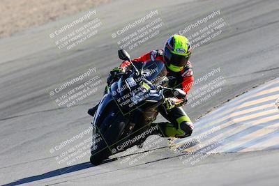 media/Jan-08-2022-SoCal Trackdays (Sat) [[1ec2777125]]/Turn 10 (2pm)/